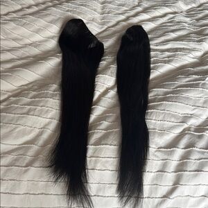 New Aqua 24” hair extensions. Colors 1N and 1B, two packs!